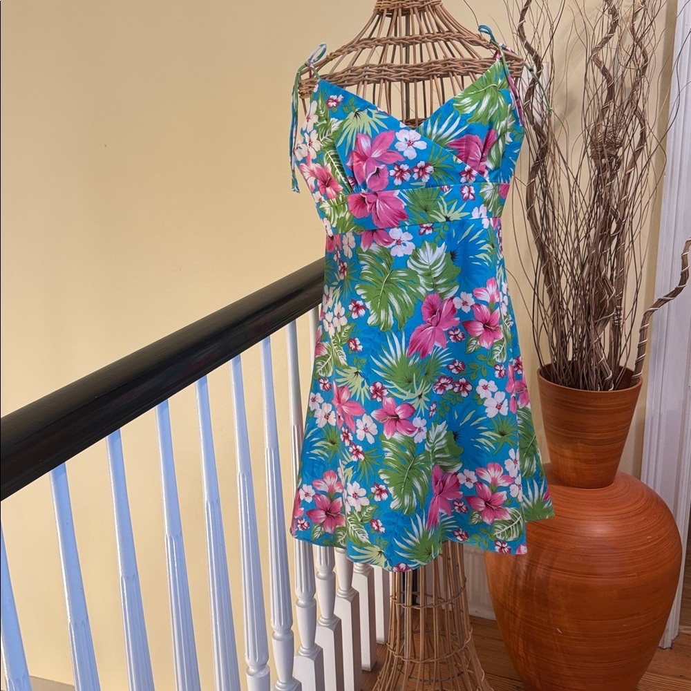 Boston Proper tailor New York tropical print in turquoise pink green white
